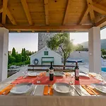 Seaside Mia Trogir