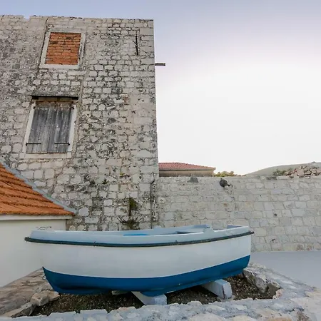 فيلة Seaside Mia *