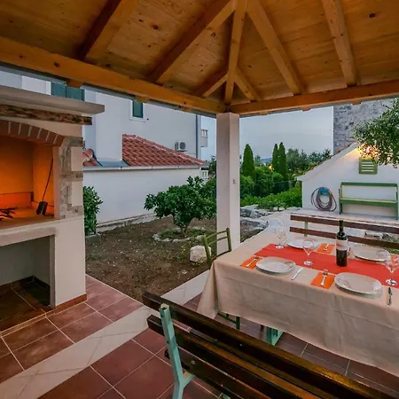 Seaside Mia Villa